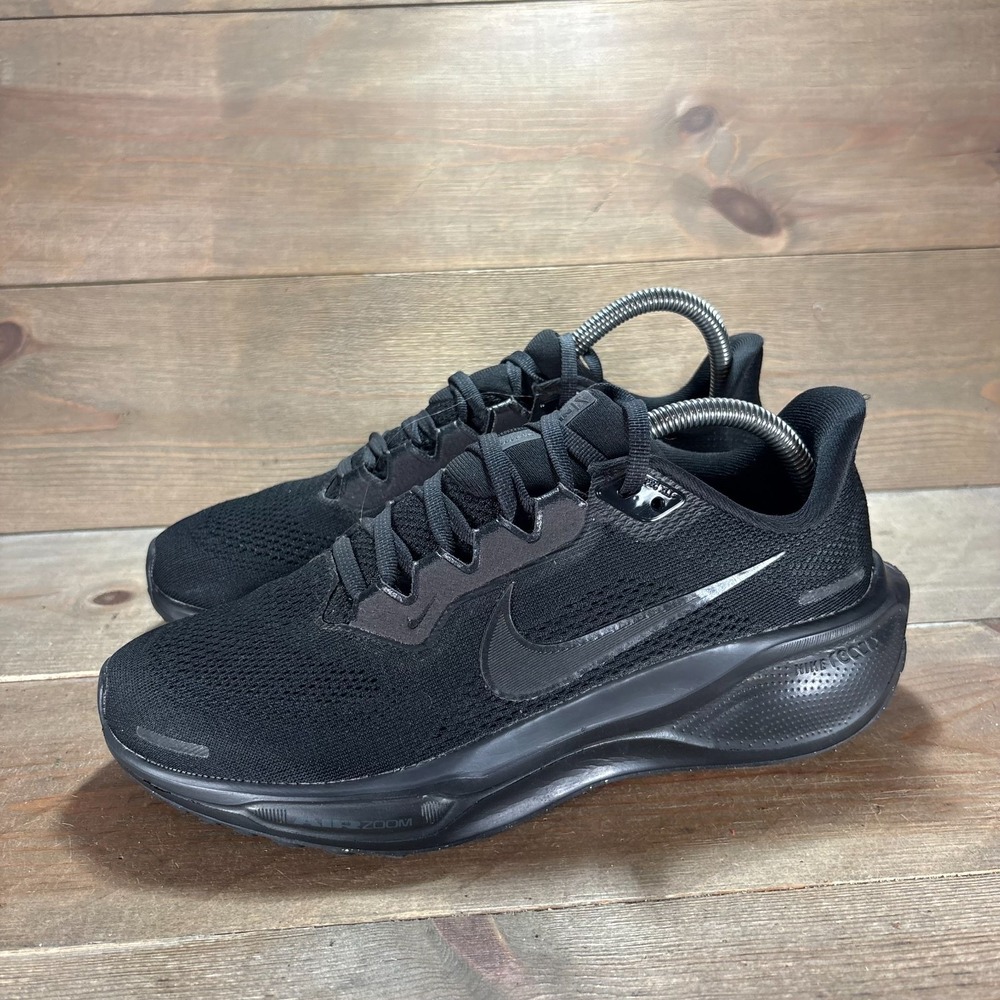 Nike Air Zoom Pegasus 41 Womens size 7.5 shoes Black Lace Up Running sneakers